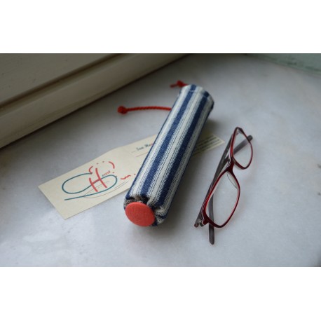 SPECTACLE CASE-NAVY-SMALL